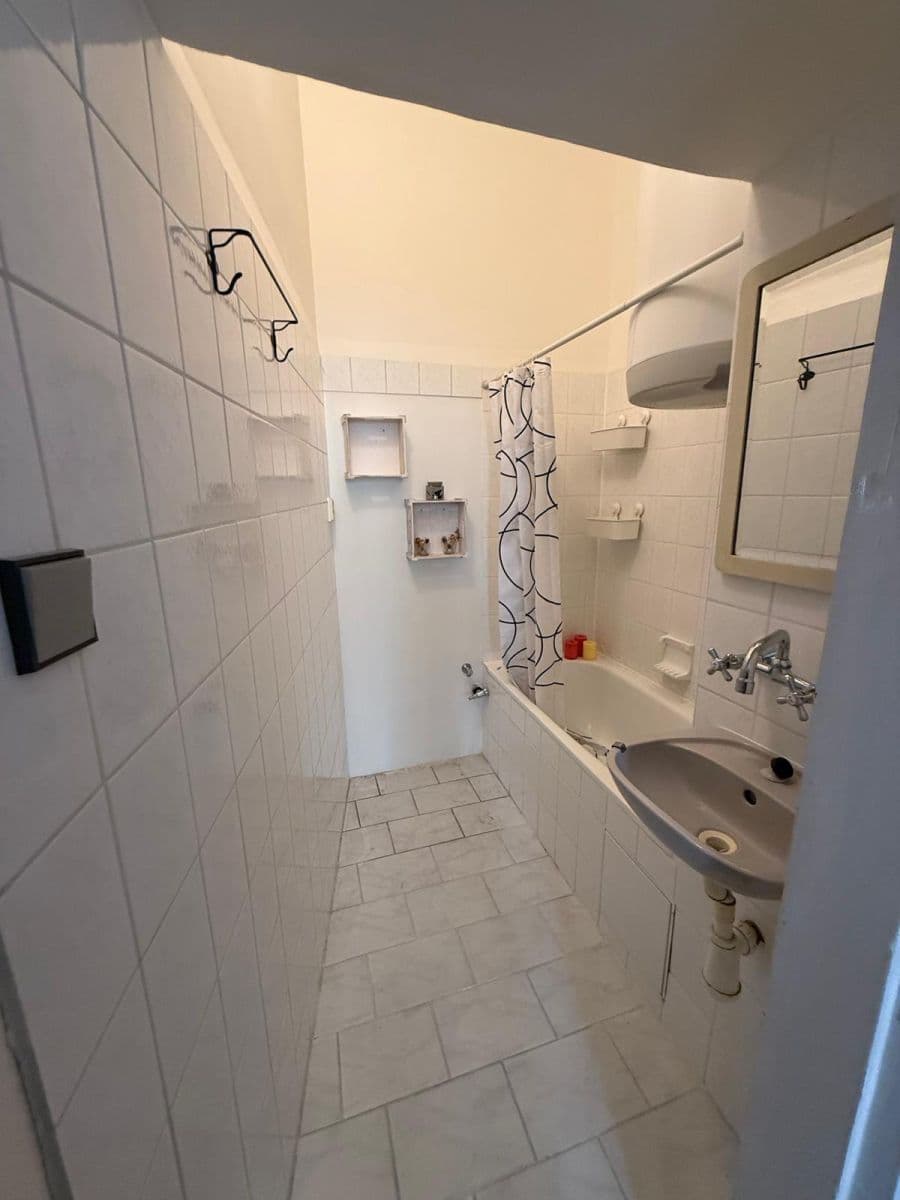 Pronájem bytu 1+1 37 m², Na Výtoni, Praha, Praha Pronájem bytu 1+1 37 m², Na Výtoni, Praha, Praha