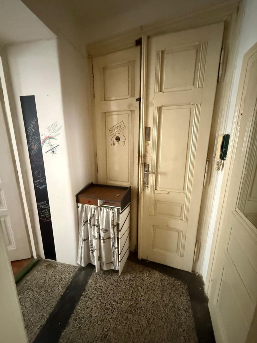 Pronájem bytu 1+1 37 m², Na Výtoni, Praha, Praha Pronájem bytu 1+1 37 m², Na Výtoni, Praha, Praha