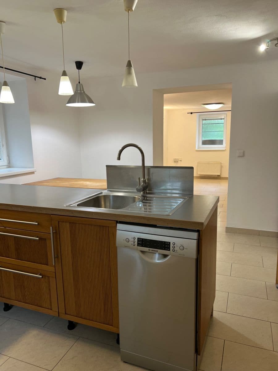 Pronájem bytu 2+1 50 m², Tomická, Praha, Praha Pronájem bytu 2+1 50 m², Tomická, Praha, Praha