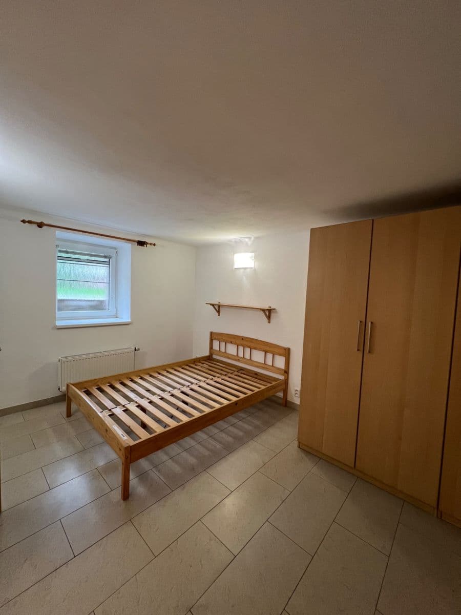 Pronájem bytu 2+1 50 m², Tomická, Praha, Praha Pronájem bytu 2+1 50 m², Tomická, Praha, Praha