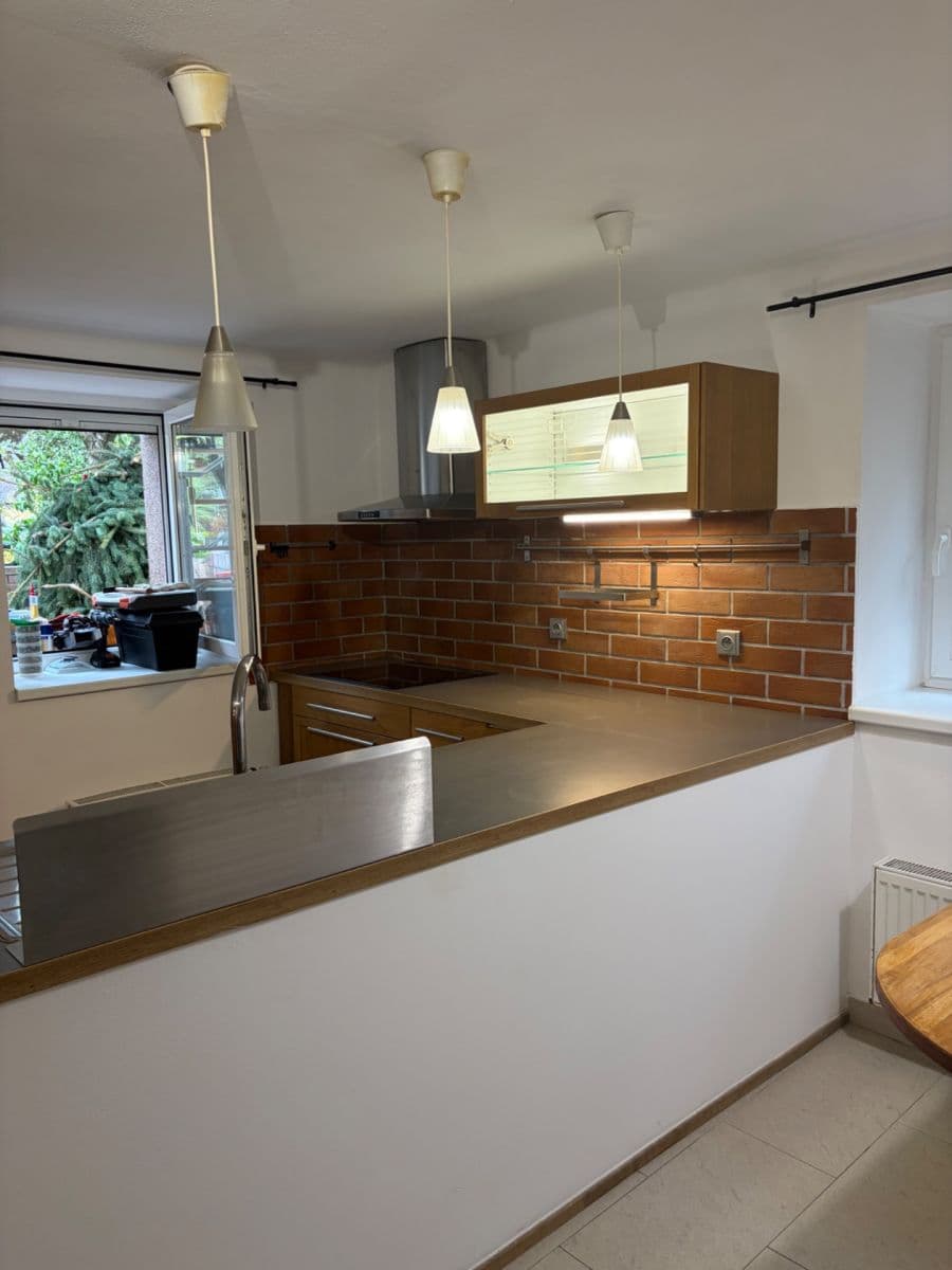 Pronájem bytu 2+1 50 m², Tomická, Praha, Praha Pronájem bytu 2+1 50 m², Tomická, Praha, Praha