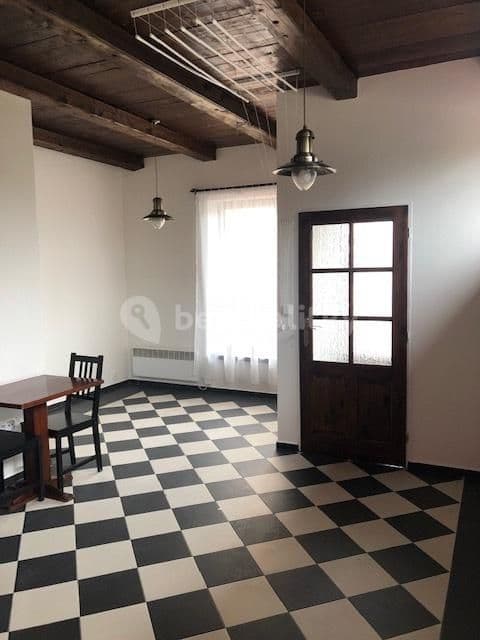 Pronájem bytu Garsoniéra 34 m², Kostelecká, Sulice, Středočeský kraj Pronájem bytu Garsoniéra 34 m², Kostelecká, Sulice, Středočeský kraj