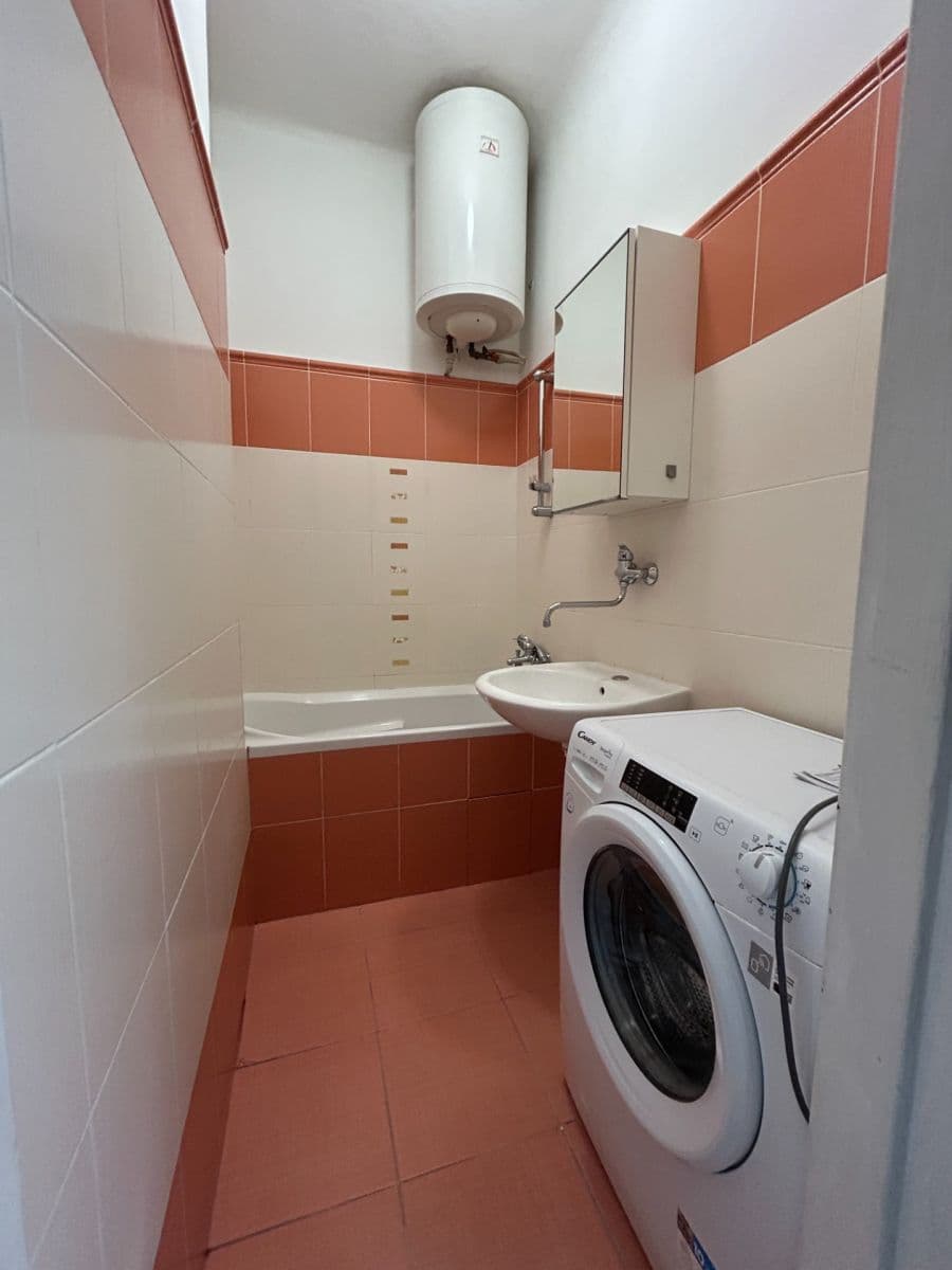 Pronájem bytu 2+kk 51 m², Za Vokovickou Vozovnou, Praha, Praha Pronájem bytu 2+kk 51 m², Za Vokovickou Vozovnou, Praha, Praha