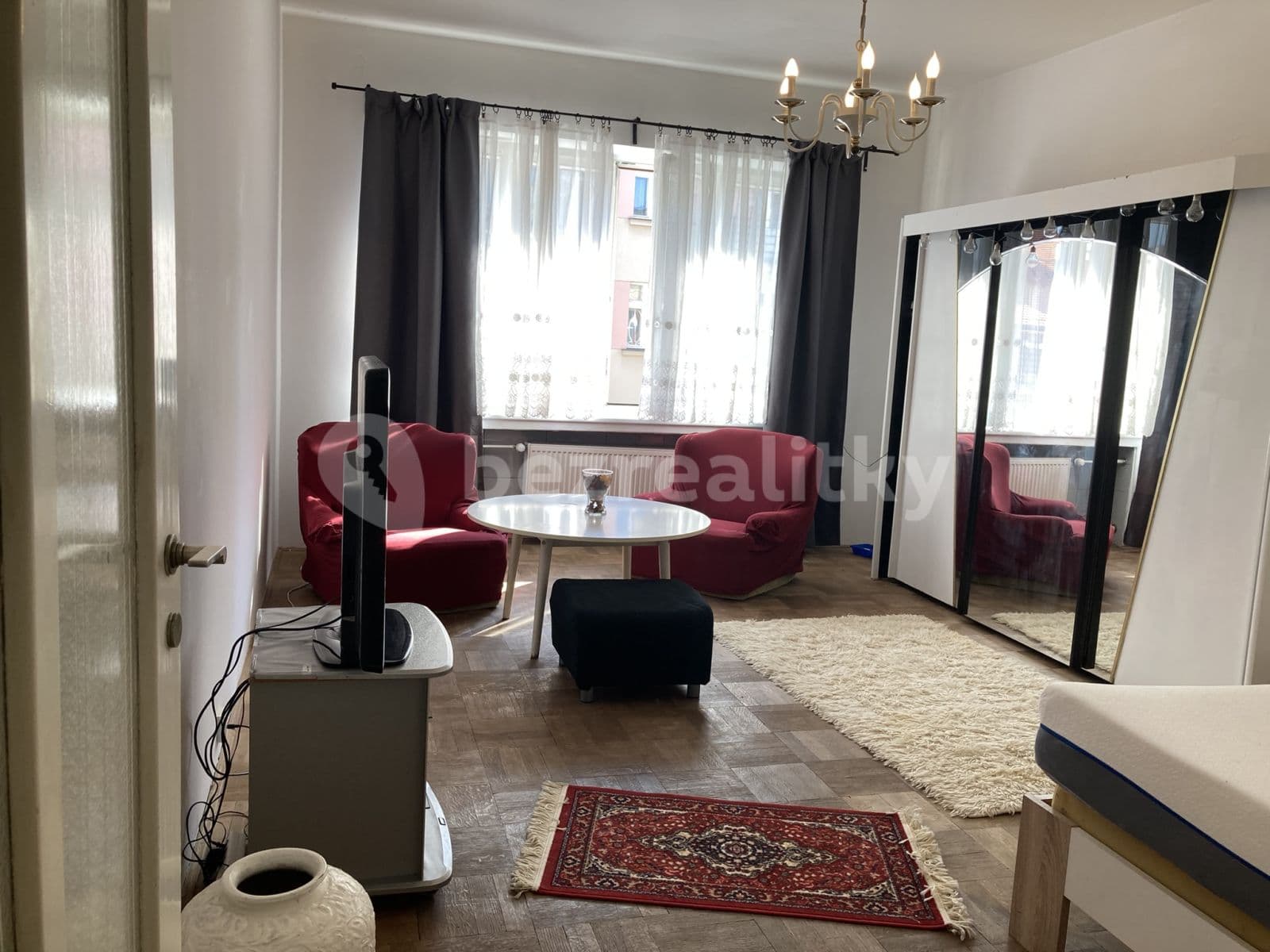 Pronájem bytu 1+kk 38 m², Soukenická, Praha, Praha Pronájem bytu 1+kk 38 m², Soukenická, Praha, Praha