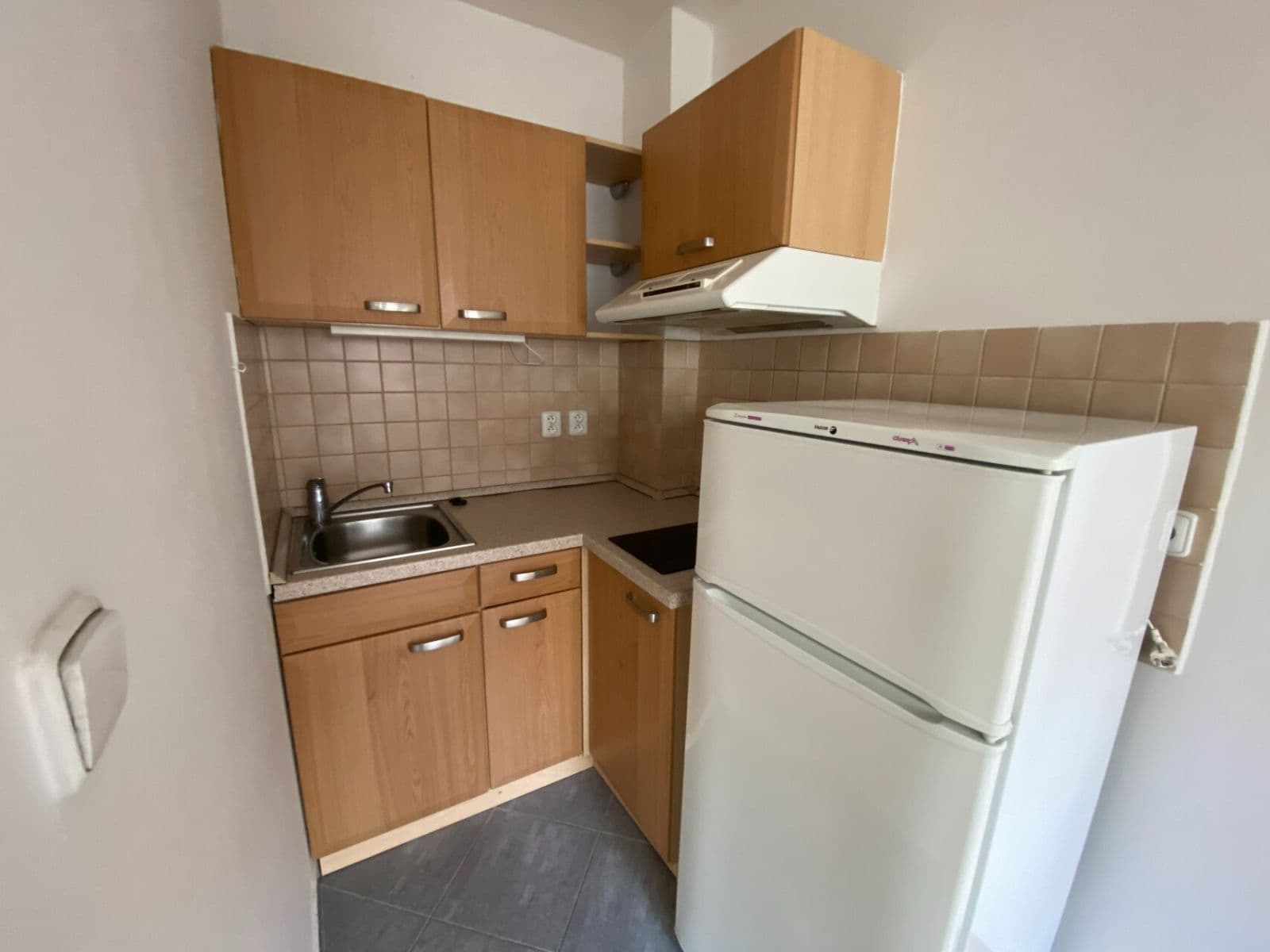 Pronájem bytu 1+kk 26 m², Umělecká, Praha, Praha Pronájem bytu 1+kk 26 m², Umělecká, Praha, Praha