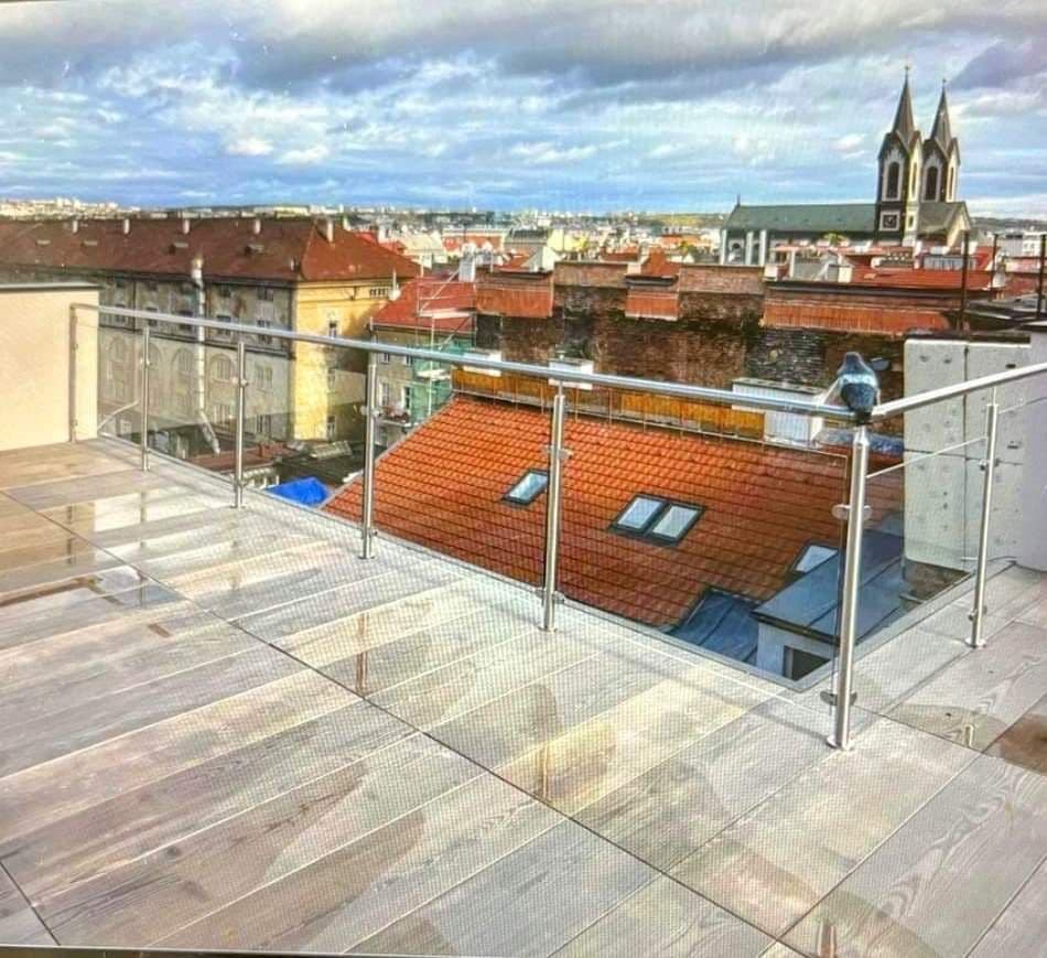 Pronájem bytu 4+kk 35 m², Pernerova, Praha, Praha Pronájem bytu 4+kk 35 m², Pernerova, Praha, Praha