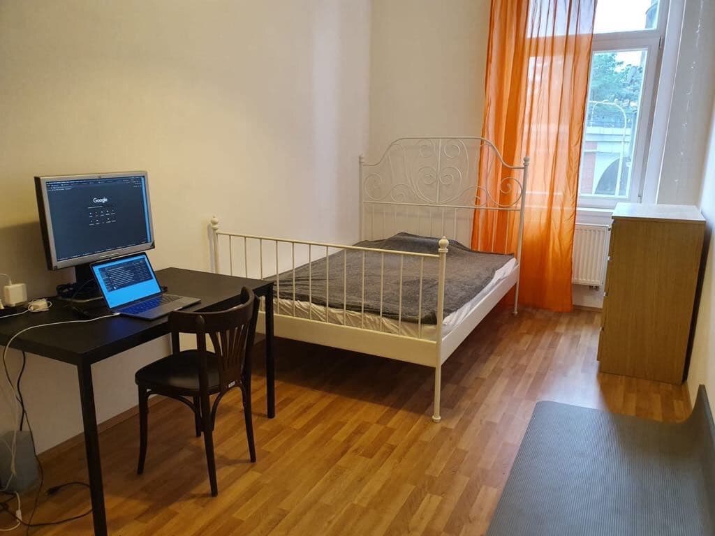 Pronájem bytu 4+kk 25 m², Pernerova, Praha, Praha Pronájem bytu 4+kk 25 m², Pernerova, Praha, Praha
