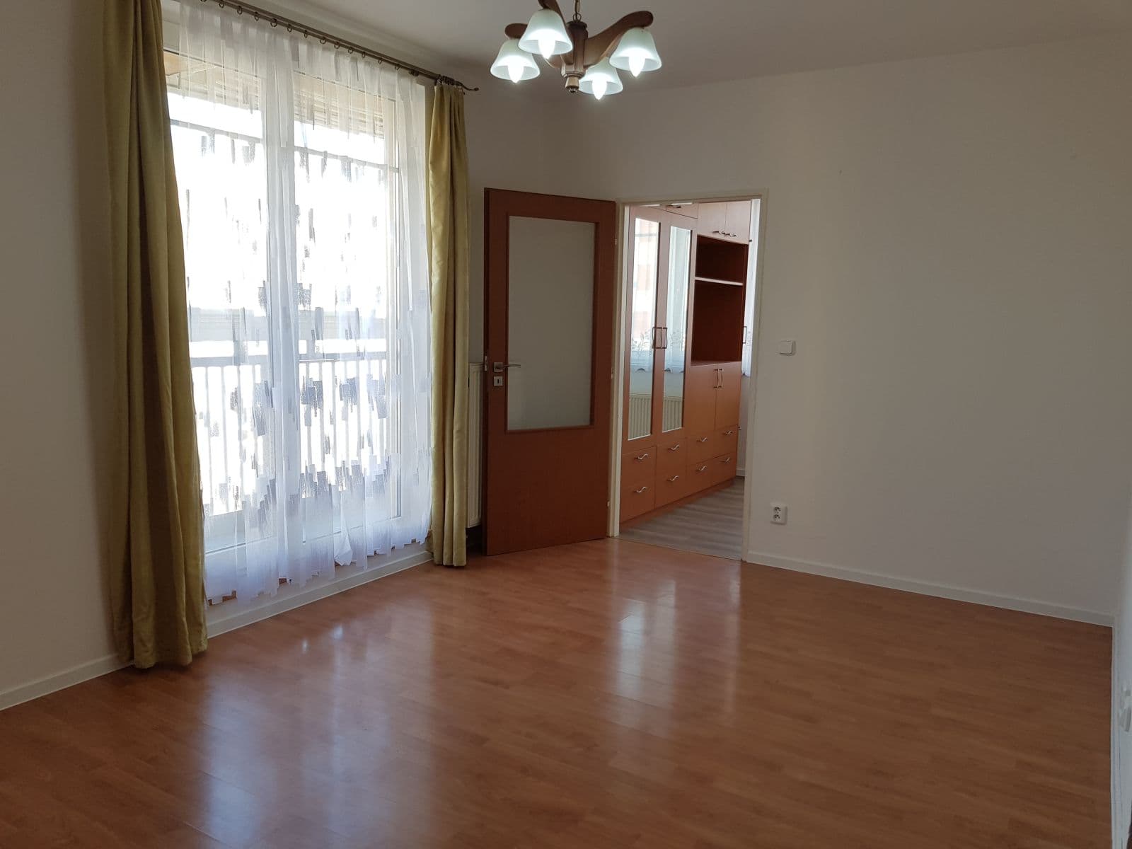 Pronájem bytu 2+kk 42 m², Hnězdenská, Praha, Praha Pronájem bytu 2+kk 42 m², Hnězdenská, Praha, Praha