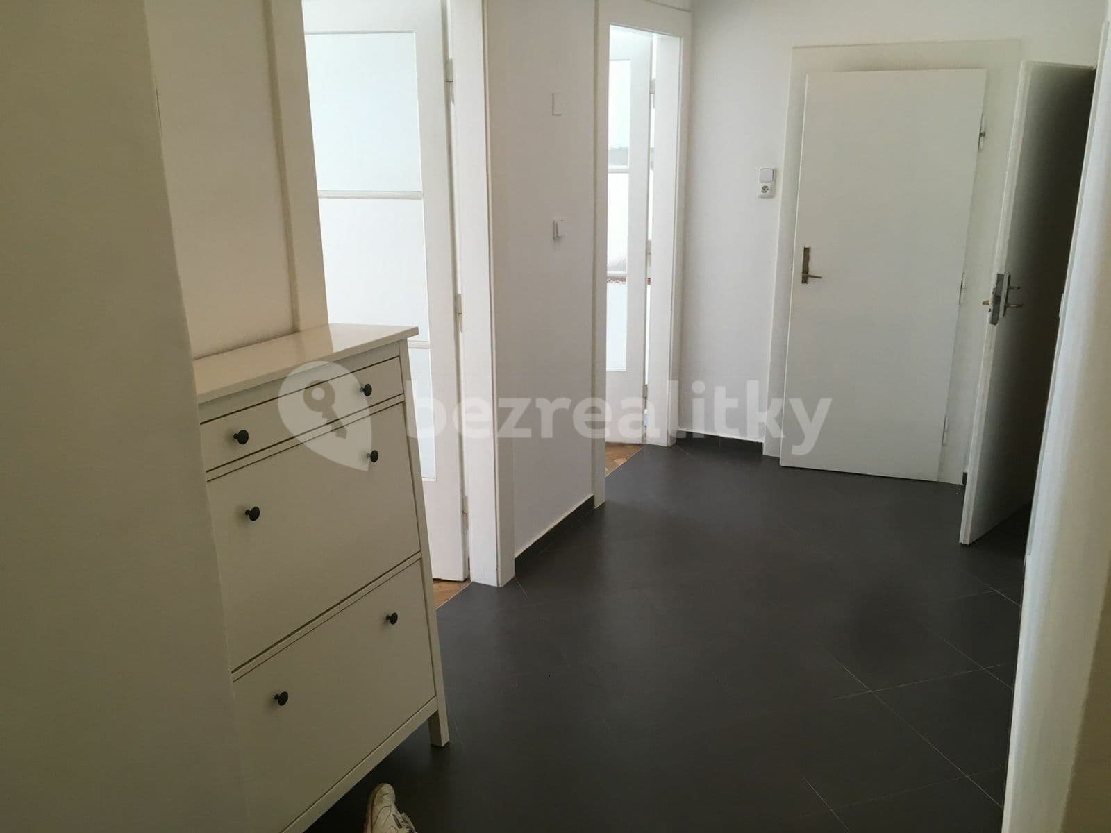 Pronájem bytu 2+kk 55 m², Kouřimská, Praha, Praha Pronájem bytu 2+kk 55 m², Kouřimská, Praha, Praha