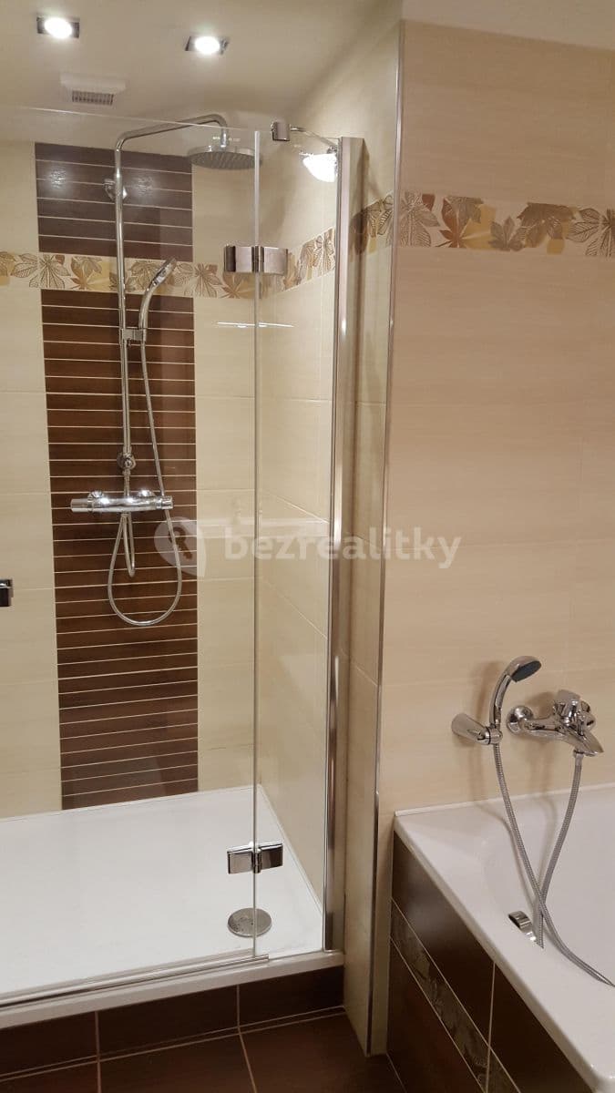 Pronájem bytu 3+1 72 m², Maxe Švabinského, Frýdek-Místek, Moravskoslezský kraj Pronájem bytu 3+1 72 m², Maxe Švabinského, Frýdek-Místek, Moravskoslezský kraj