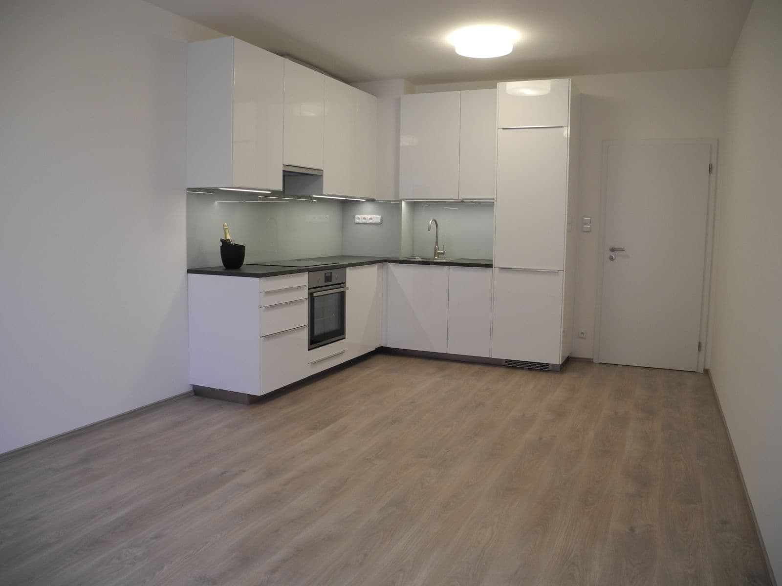 Pronájem bytu 2+kk 50 m², Padovská, Praha, Praha Pronájem bytu 2+kk 50 m², Padovská, Praha, Praha