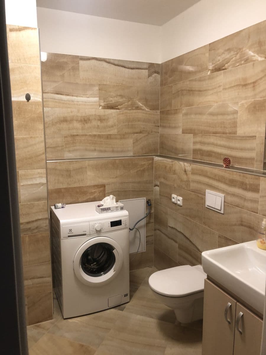 Pronájem bytu 2+kk 50 m², Padovská, Praha, Praha Pronájem bytu 2+kk 50 m², Padovská, Praha, Praha