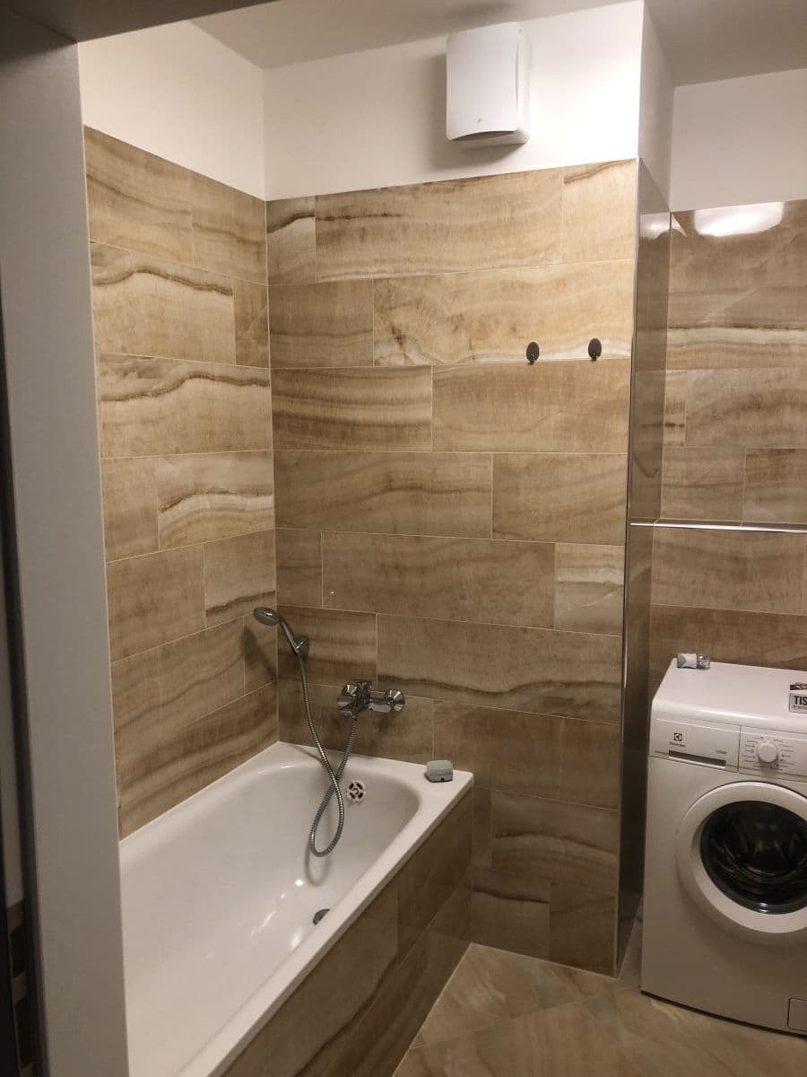 Pronájem bytu 2+kk 50 m², Padovská, Praha, Praha Pronájem bytu 2+kk 50 m², Padovská, Praha, Praha