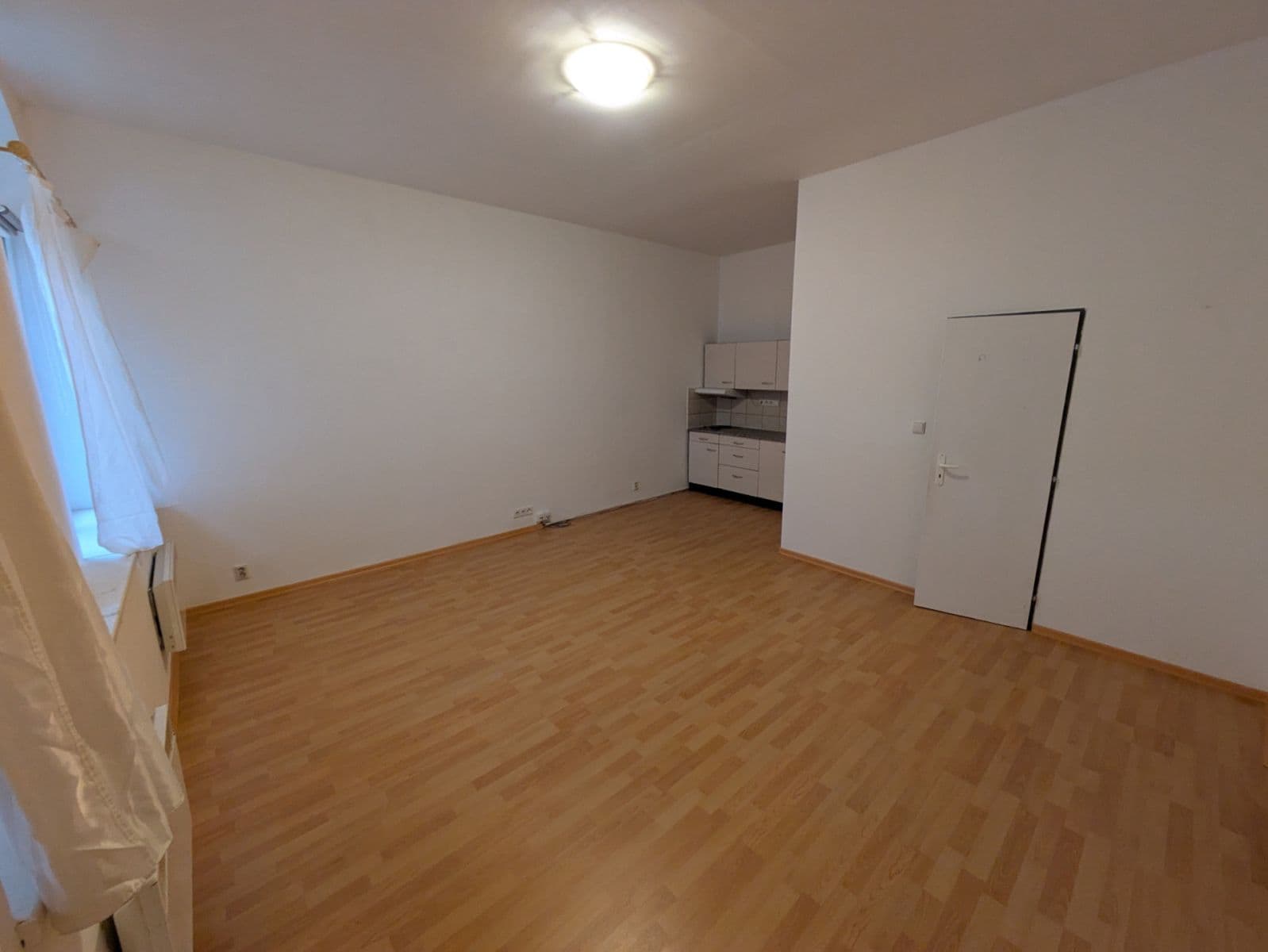 Pronájem bytu 1+kk 28 m², Lounská, Teplice, Ústecký kraj Pronájem bytu 1+kk 28 m², Lounská, Teplice, Ústecký kraj