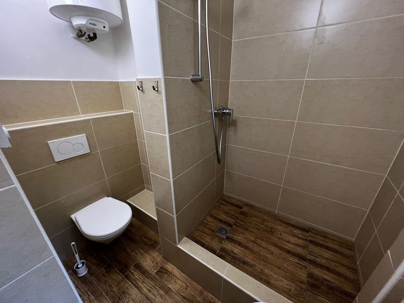 Pronájem bytu Garsoniéra 32 m², Janovského, Praha, Praha Pronájem bytu Garsoniéra 32 m², Janovského, Praha, Praha