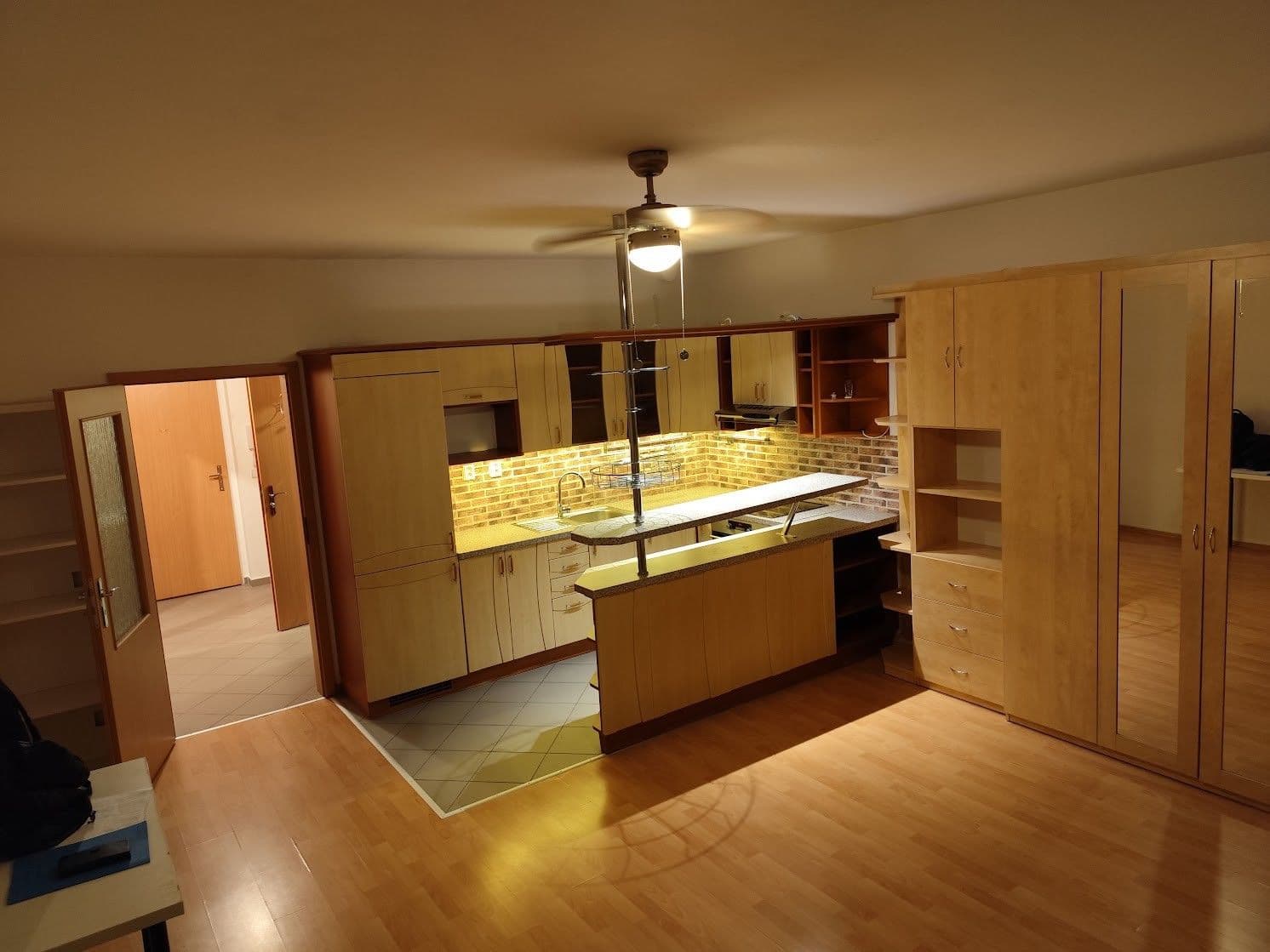 Pronájem bytu 1+kk 42 m², Petržílkova, Praha, Praha Pronájem bytu 1+kk 42 m², Petržílkova, Praha, Praha