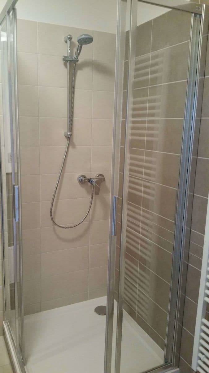 Pronájem bytu 1+1 44 m², Hutařova, Brno, Jihomoravský kraj Pronájem bytu 1+1 44 m², Hutařova, Brno, Jihomoravský kraj
