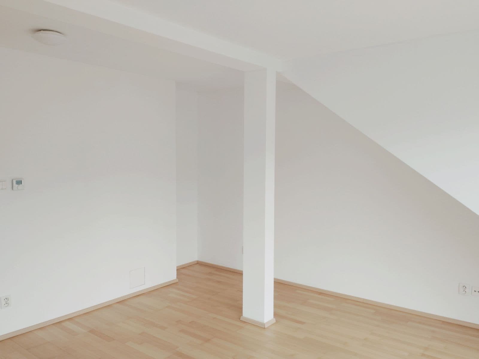 Pronájem bytu 1+1 44 m², Hutařova, Brno, Jihomoravský kraj Pronájem bytu 1+1 44 m², Hutařova, Brno, Jihomoravský kraj