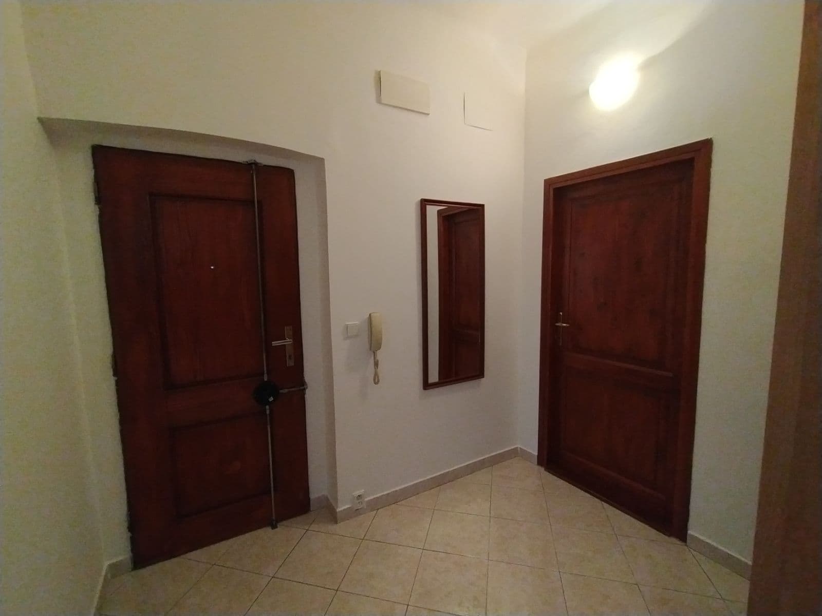 Pronájem bytu 2+1 55 m², Roháčova, Praha, Praha Pronájem bytu 2+1 55 m², Roháčova, Praha, Praha