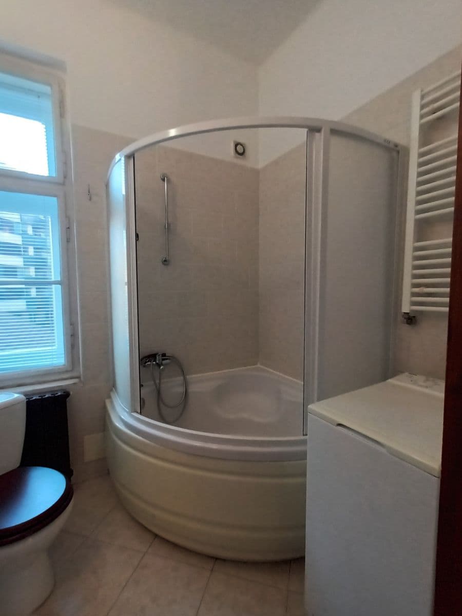 Pronájem bytu 2+1 55 m², Roháčova, Praha, Praha Pronájem bytu 2+1 55 m², Roháčova, Praha, Praha