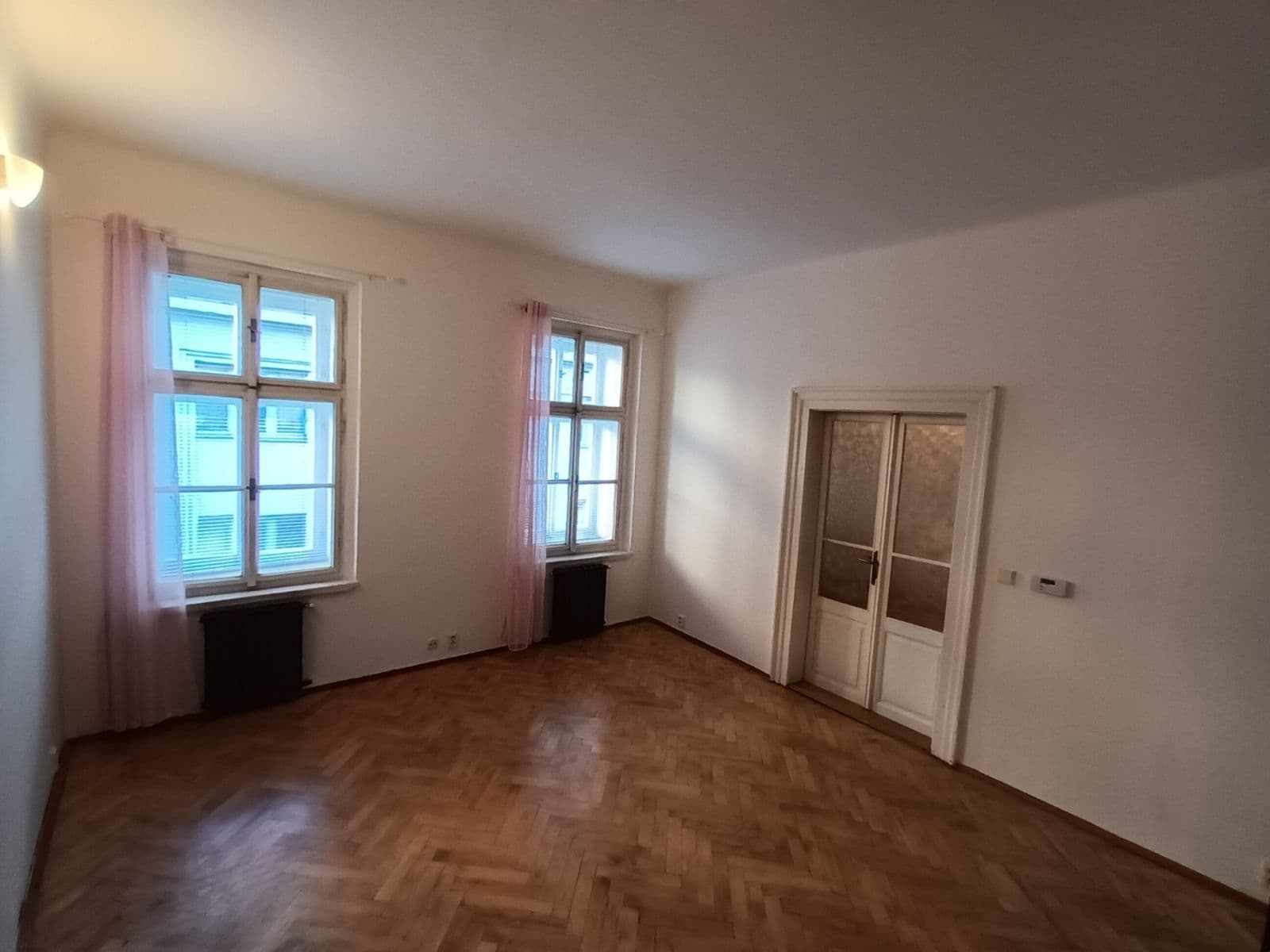 Pronájem bytu 2+1 55 m², Roháčova, Praha, Praha Pronájem bytu 2+1 55 m², Roháčova, Praha, Praha