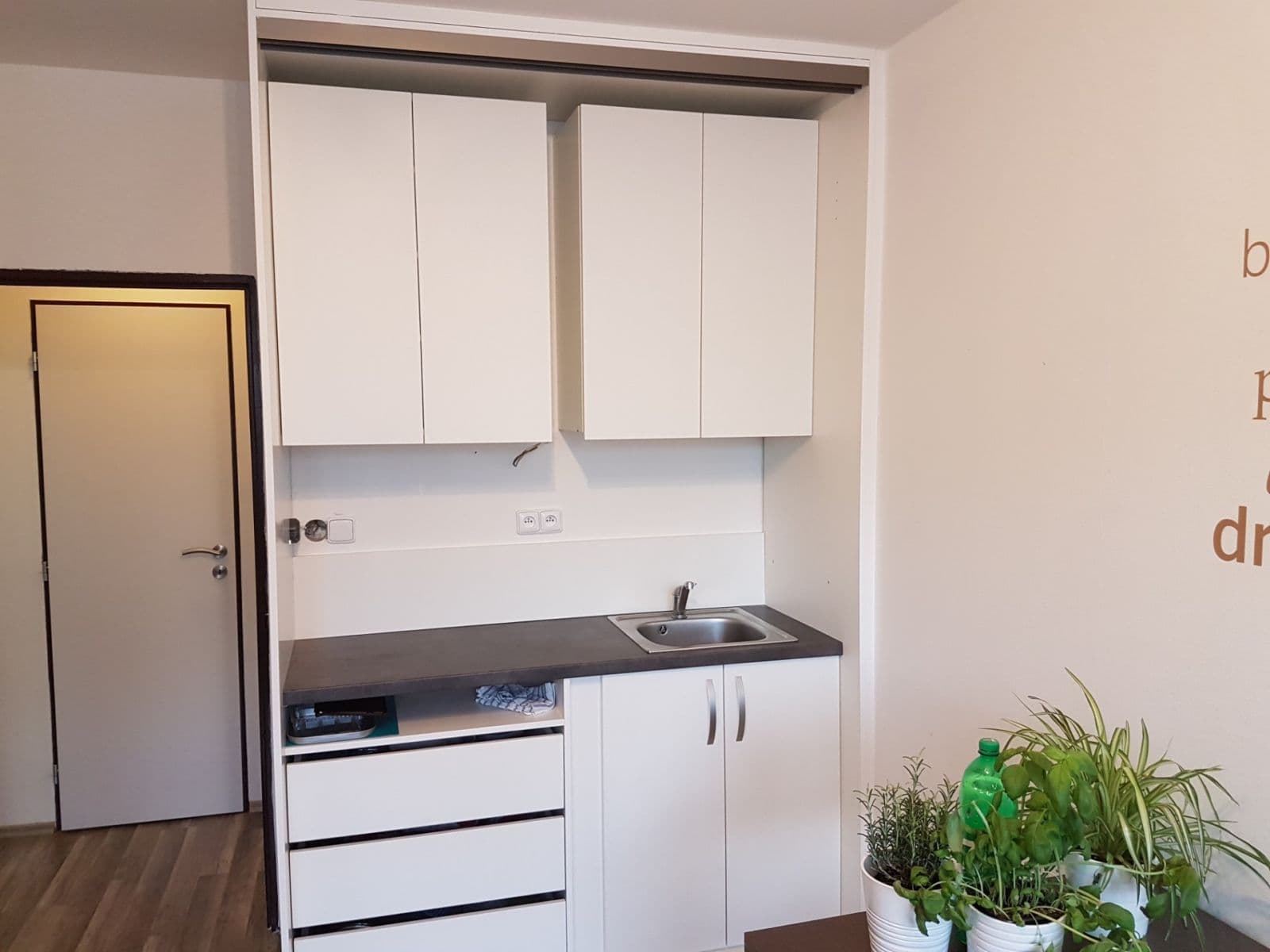 Pronájem bytu Garsoniéra 20 m², Generála Janouška, Praha, Praha Pronájem bytu Garsoniéra 20 m², Generála Janouška, Praha, Praha