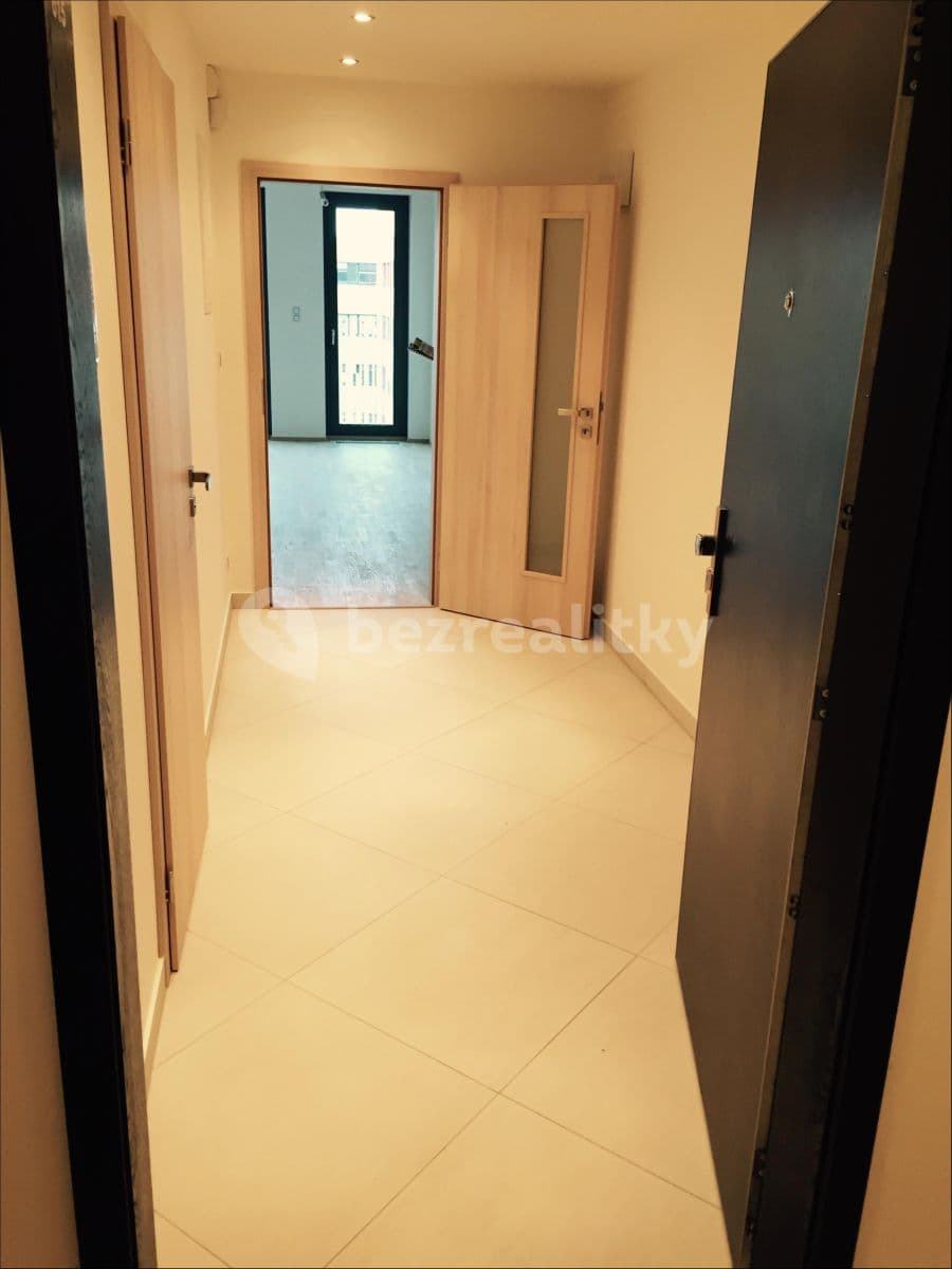 Pronájem bytu 1+kk 28 m², Olšanská, Praha, Praha Pronájem bytu 1+kk 28 m², Olšanská, Praha, Praha
