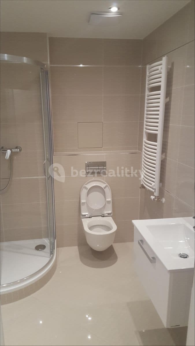 Pronájem bytu 1+kk 28 m², Olšanská, Praha, Praha Pronájem bytu 1+kk 28 m², Olšanská, Praha, Praha