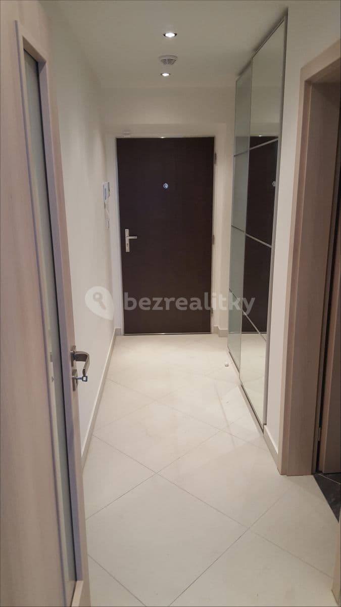 Pronájem bytu 1+kk 28 m², Olšanská, Praha, Praha Pronájem bytu 1+kk 28 m², Olšanská, Praha, Praha