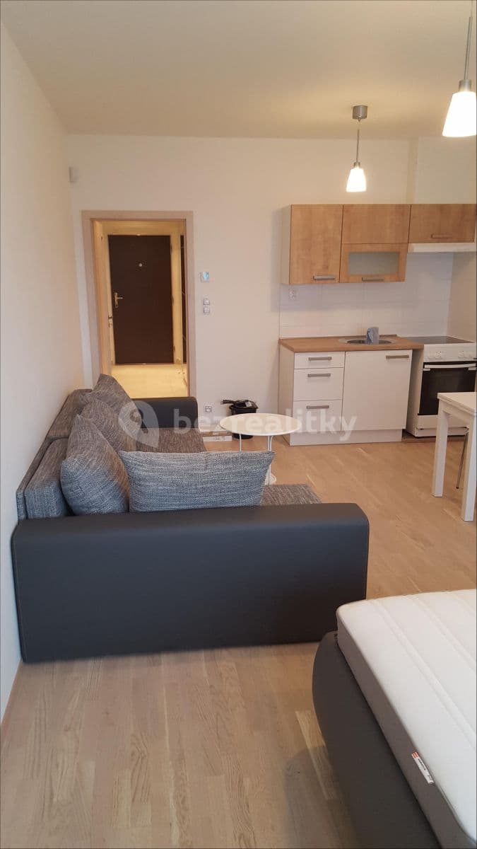 Pronájem bytu 1+kk 28 m², Olšanská, Praha, Praha Pronájem bytu 1+kk 28 m², Olšanská, Praha, Praha