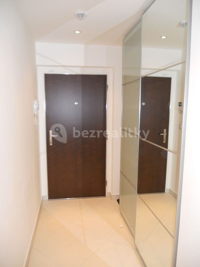 Pronájem bytu 1+kk 28 m², Olšanská, Praha, Praha Pronájem bytu 1+kk 28 m², Olšanská, Praha, Praha