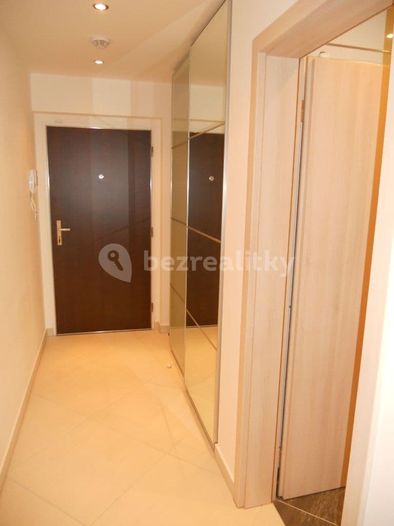 Pronájem bytu 1+kk 28 m², Olšanská, Praha, Praha Pronájem bytu 1+kk 28 m², Olšanská, Praha, Praha