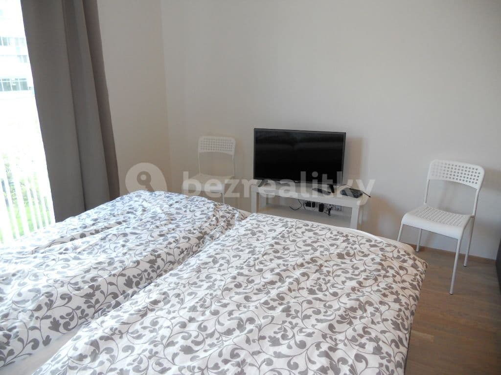 Pronájem bytu 1+kk 28 m², Olšanská, Praha, Praha Pronájem bytu 1+kk 28 m², Olšanská, Praha, Praha