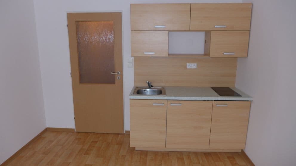 Pronájem bytu 1+kk 30 m², Kavaléristů, Olomouc, Olomoucký kraj Pronájem bytu 1+kk 30 m², Kavaléristů, Olomouc, Olomoucký kraj