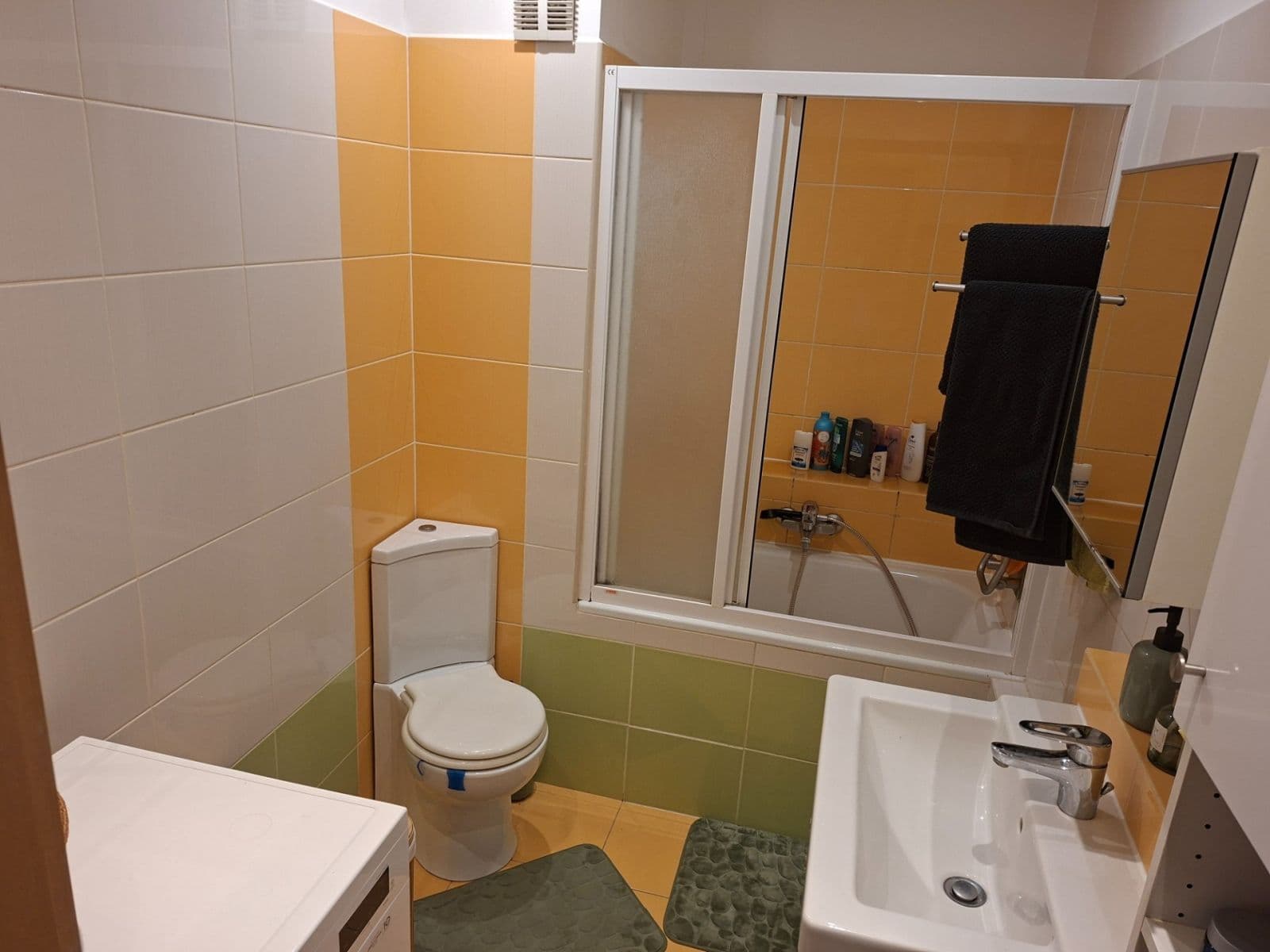 Pronájem bytu 2+kk 40 m², Krhanická, Praha, Praha Pronájem bytu 2+kk 40 m², Krhanická, Praha, Praha