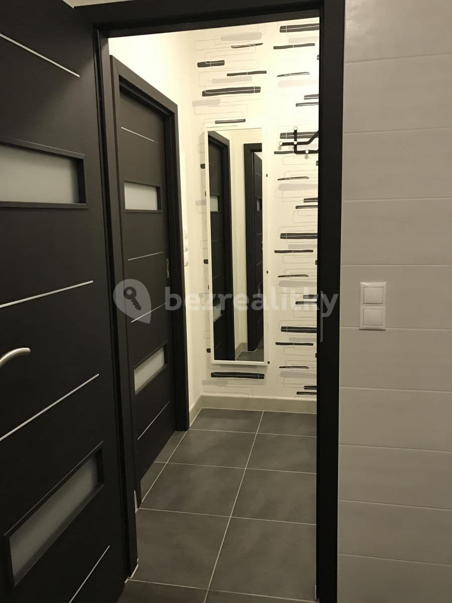 Pronájem bytu 2+kk 55 m², ulice Generála Selnera, Kladno, Středočeský kraj Pronájem bytu 2+kk 55 m², ulice Generála Selnera, Kladno, Středočeský kraj