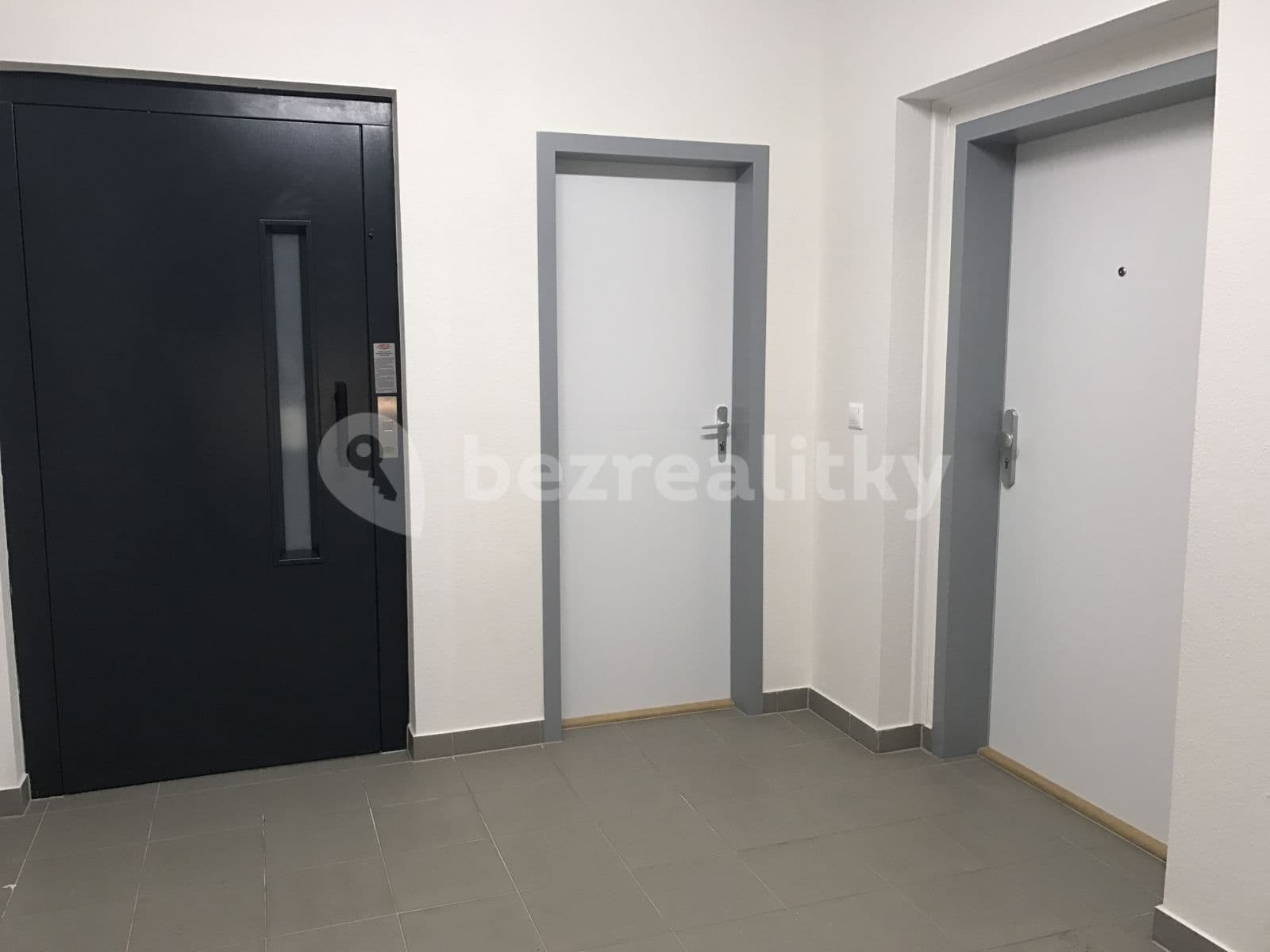 Pronájem bytu 2+kk 55 m², ulice Generála Selnera, Kladno, Středočeský kraj Pronájem bytu 2+kk 55 m², ulice Generála Selnera, Kladno, Středočeský kraj