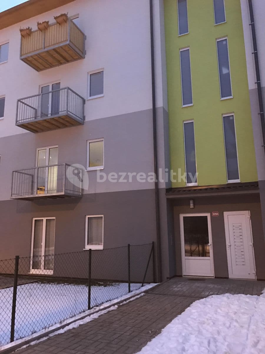 Pronájem bytu 2+kk 55 m², ulice Generála Selnera, Kladno, Středočeský kraj Pronájem bytu 2+kk 55 m², ulice Generála Selnera, Kladno, Středočeský kraj