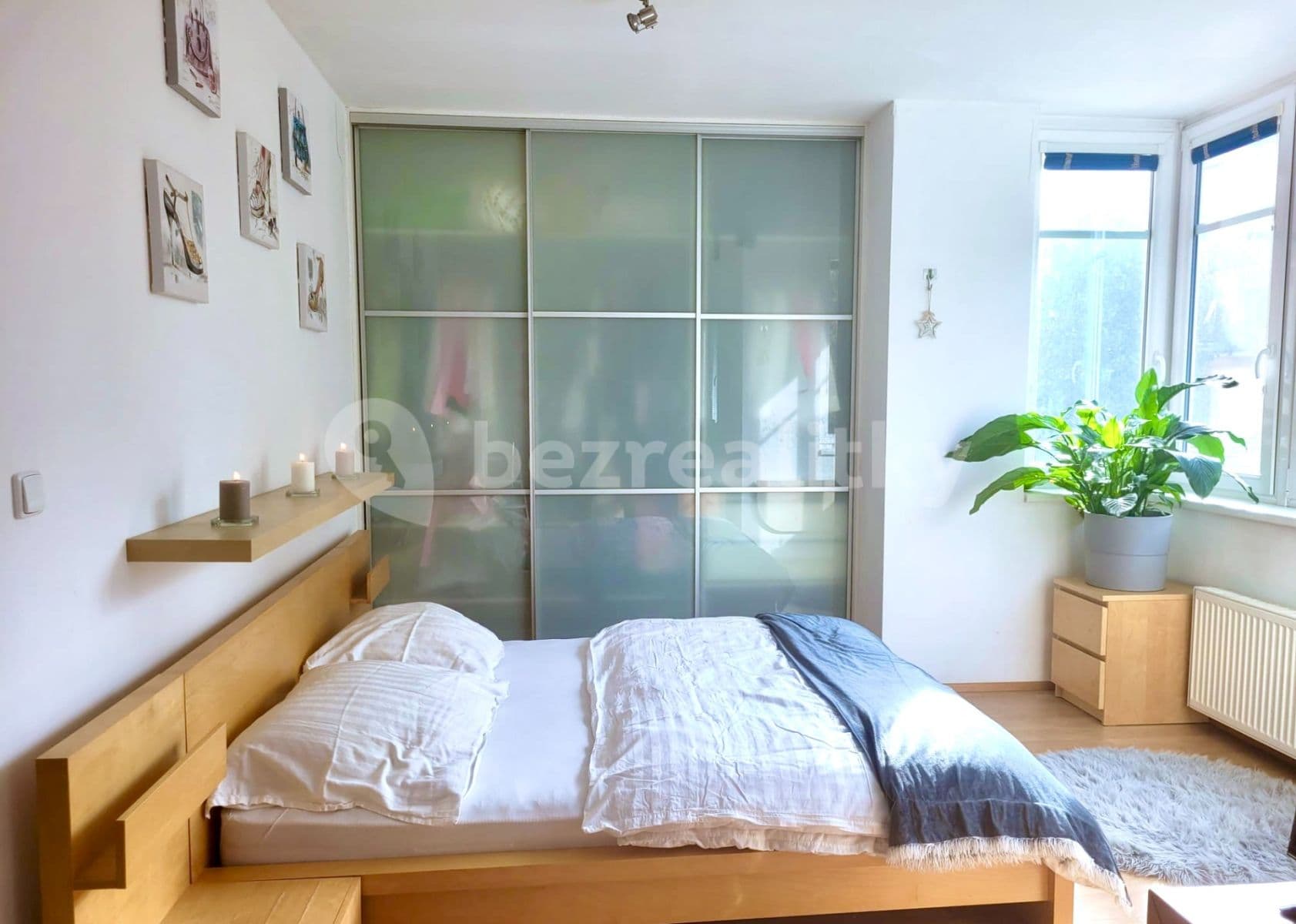 Pronájem bytu 2+kk 41 m², Mattioliho, Praha, Praha Pronájem bytu 2+kk 41 m², Mattioliho, Praha, Praha