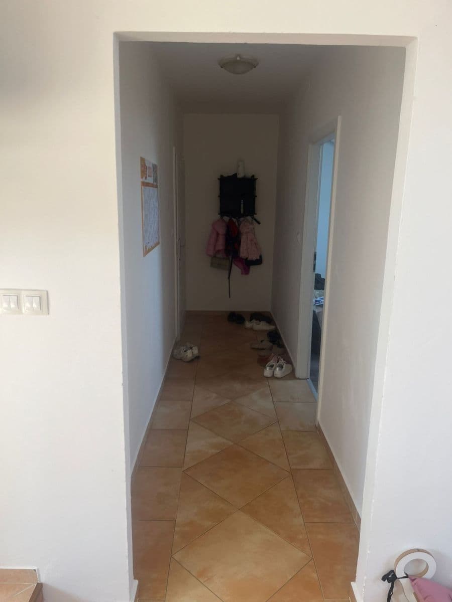 Pronájem bytu 3+kk 95 m², Tuřice, Středočeský kraj Pronájem bytu 3+kk 95 m², Tuřice, Středočeský kraj