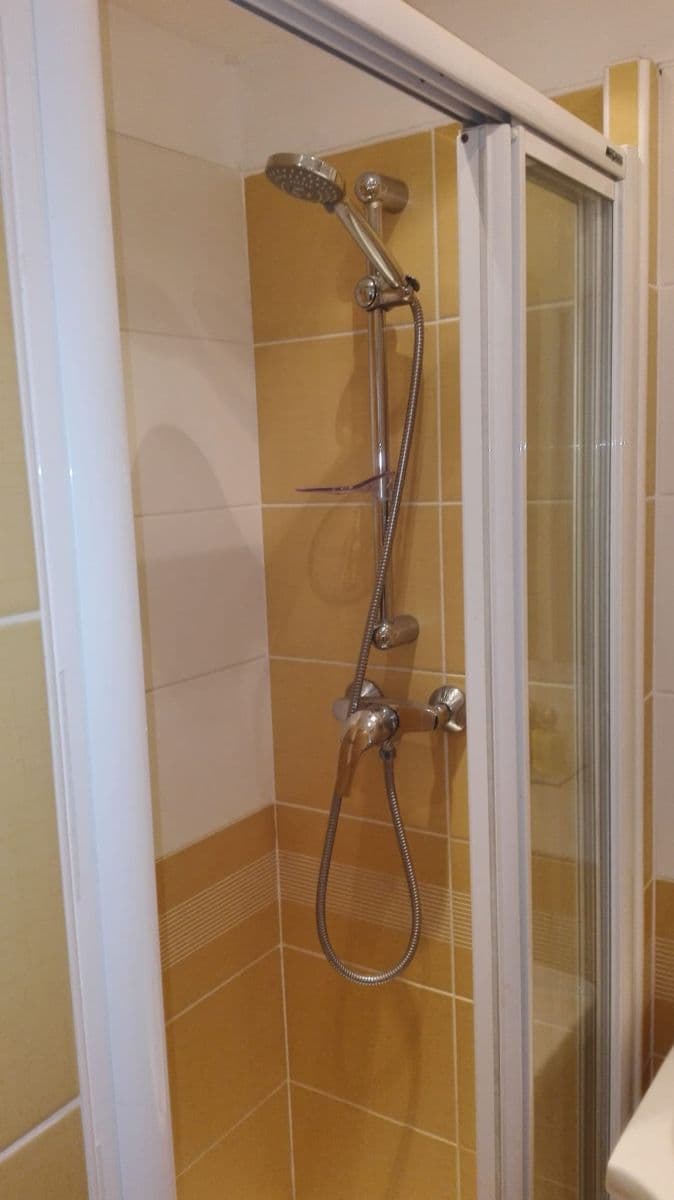 Pronájem bytu 1+kk 32 m², Bulharská, Praha, Praha Pronájem bytu 1+kk 32 m², Bulharská, Praha, Praha