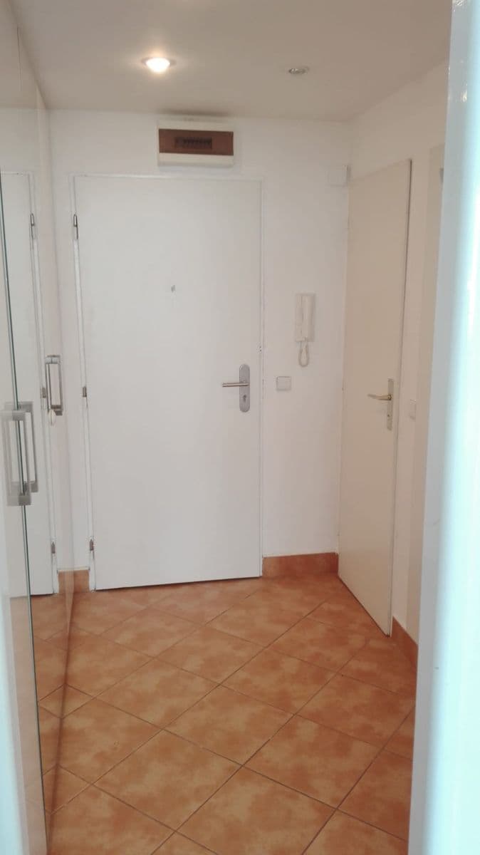 Pronájem bytu 1+kk 32 m², Bulharská, Praha, Praha Pronájem bytu 1+kk 32 m², Bulharská, Praha, Praha