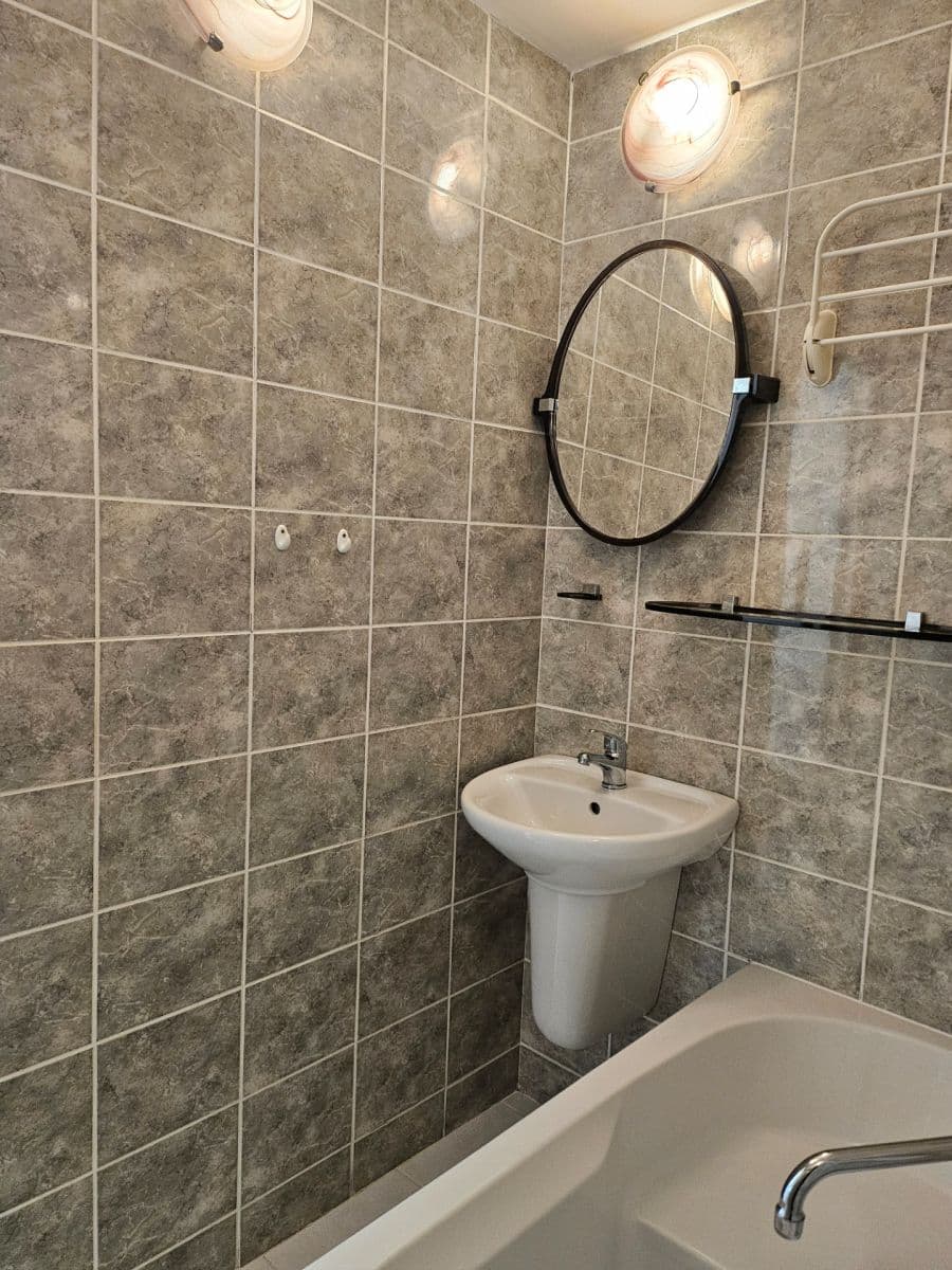 Pronájem bytu 1+1 40 m², Tasovská, Praha, Praha Pronájem bytu 1+1 40 m², Tasovská, Praha, Praha