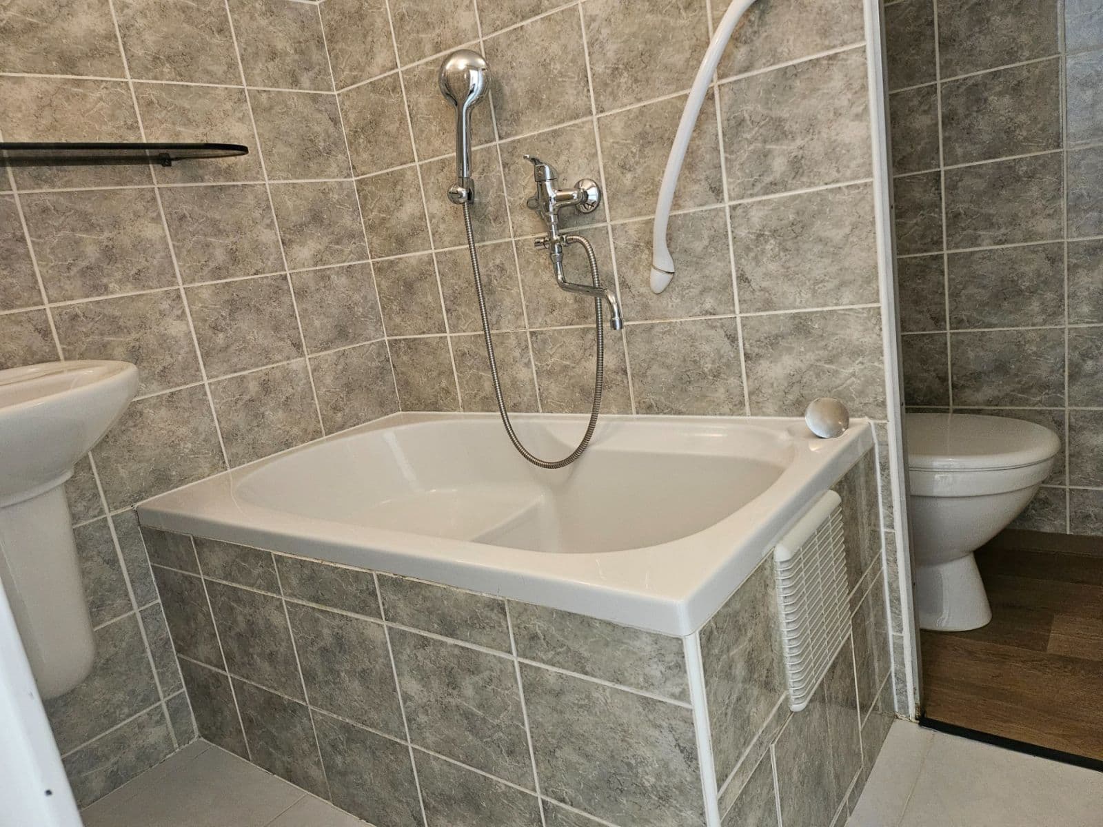 Pronájem bytu 1+1 40 m², Tasovská, Praha, Praha Pronájem bytu 1+1 40 m², Tasovská, Praha, Praha