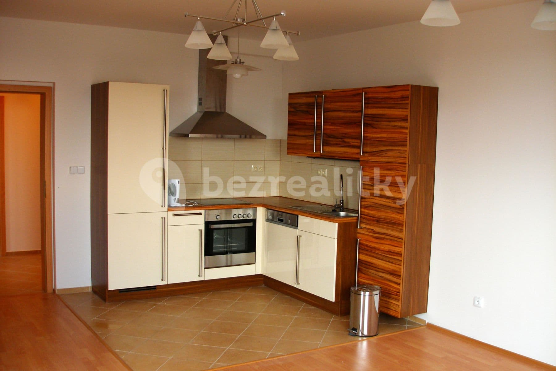 Pronájem bytu 3+kk 106 m², Otradovická, Praha, Praha Pronájem bytu 3+kk 106 m², Otradovická, Praha, Praha