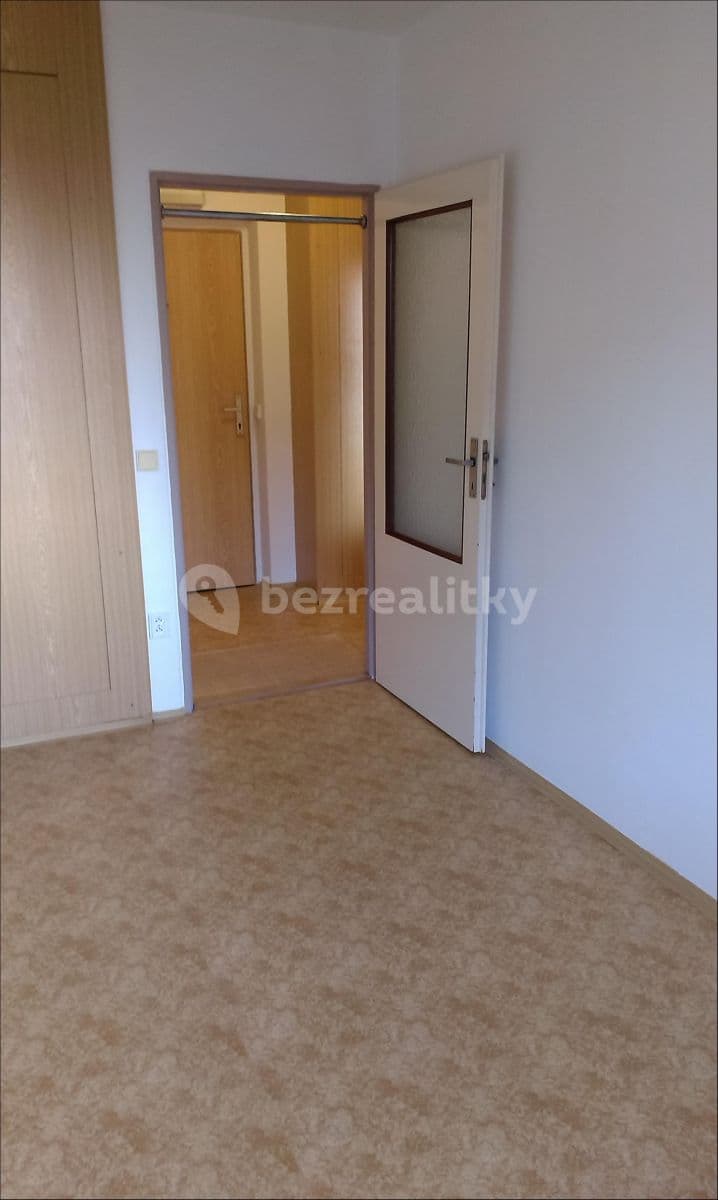 Pronájem bytu 2+kk 57 m², Pod Zámečkem, Hradec Králové, Královéhradecký kraj Pronájem bytu 2+kk 57 m², Pod Zámečkem, Hradec Králové, Královéhradecký kraj