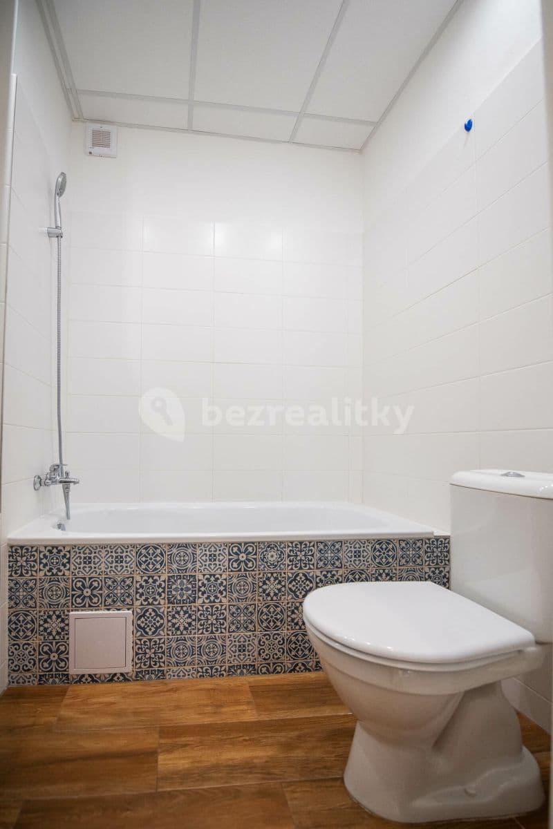 Pronájem bytu 1+kk 32 m², Bulharská, Praha, Praha Pronájem bytu 1+kk 32 m², Bulharská, Praha, Praha