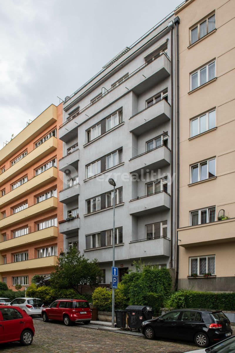 Pronájem bytu 1+kk 32 m², Bulharská, Praha, Praha Pronájem bytu 1+kk 32 m², Bulharská, Praha, Praha