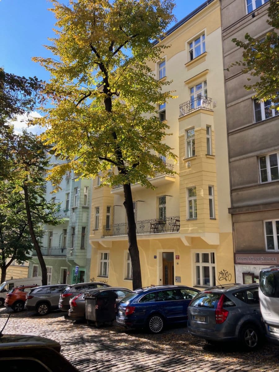 Pronájem bytu 1+1 39 m², Tolstého, Praha, Praha Pronájem bytu 1+1 39 m², Tolstého, Praha, Praha