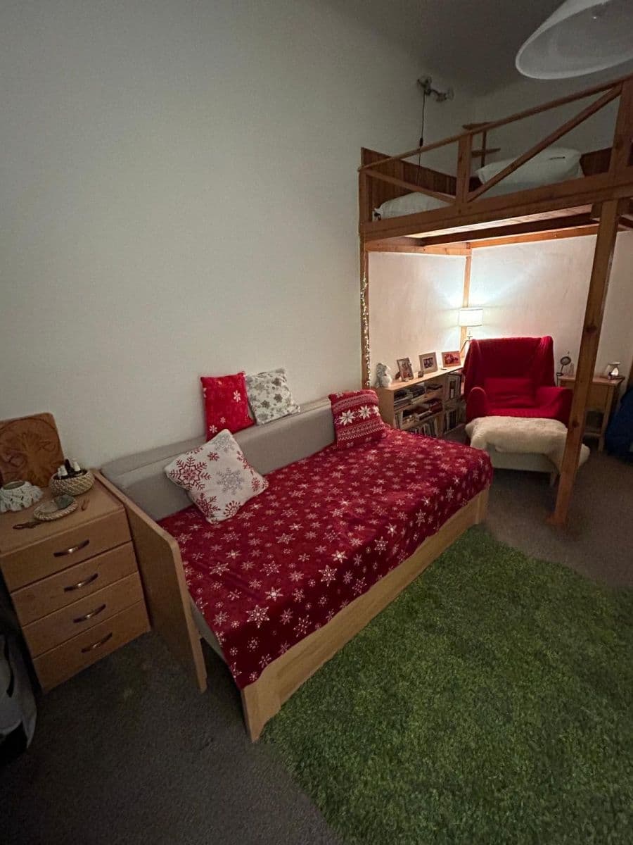 Pronájem bytu 1+1 39 m², Tolstého, Praha, Praha Pronájem bytu 1+1 39 m², Tolstého, Praha, Praha